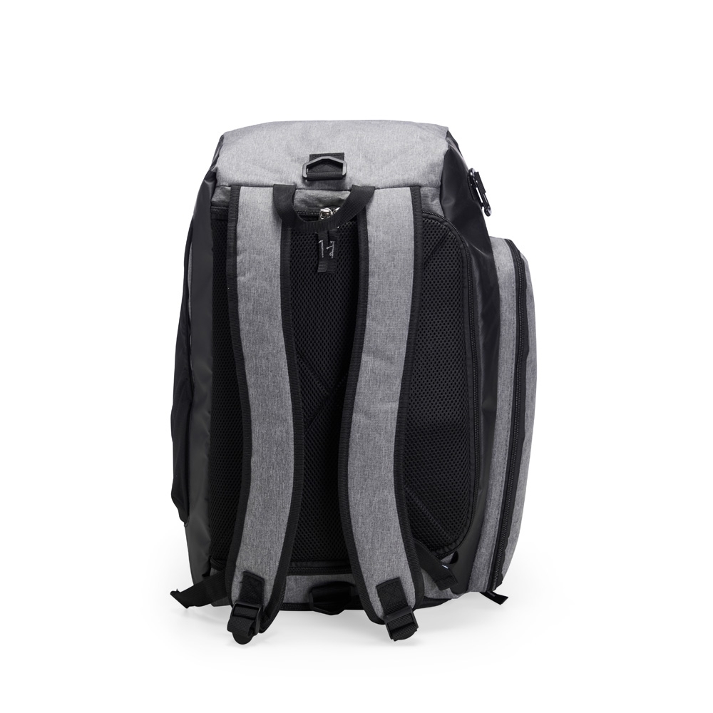 BOLSA ESPORTIVA POLIÉSTER 40L personalizada — Bolsa — aplicação em uso