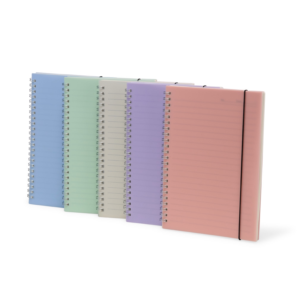 Foto de CADERNO A5 PLÁSTICO