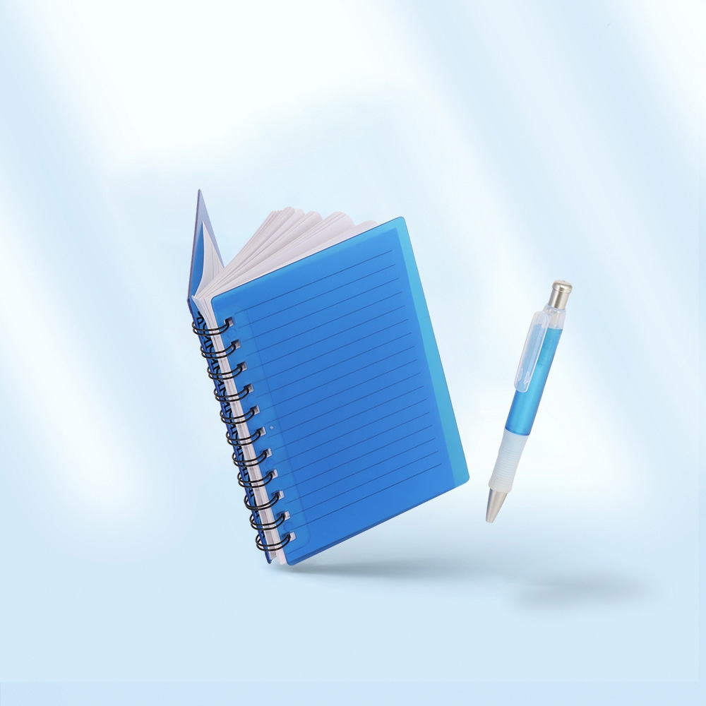 CADERNO PLÁSTICO C/ CANETA personalizada — Cadernos — vista lateral