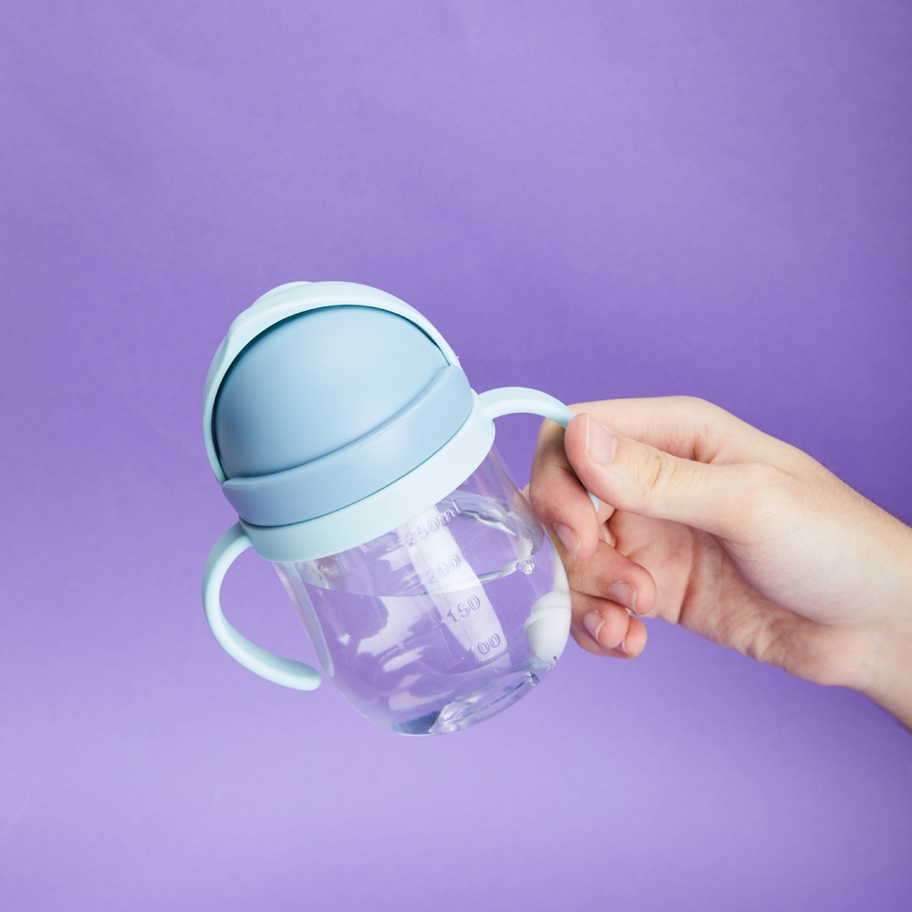 COPO DE TRANSIÇÃO INFANTIL 350ML personalizada — Copos — detalhe de costura e acabamento