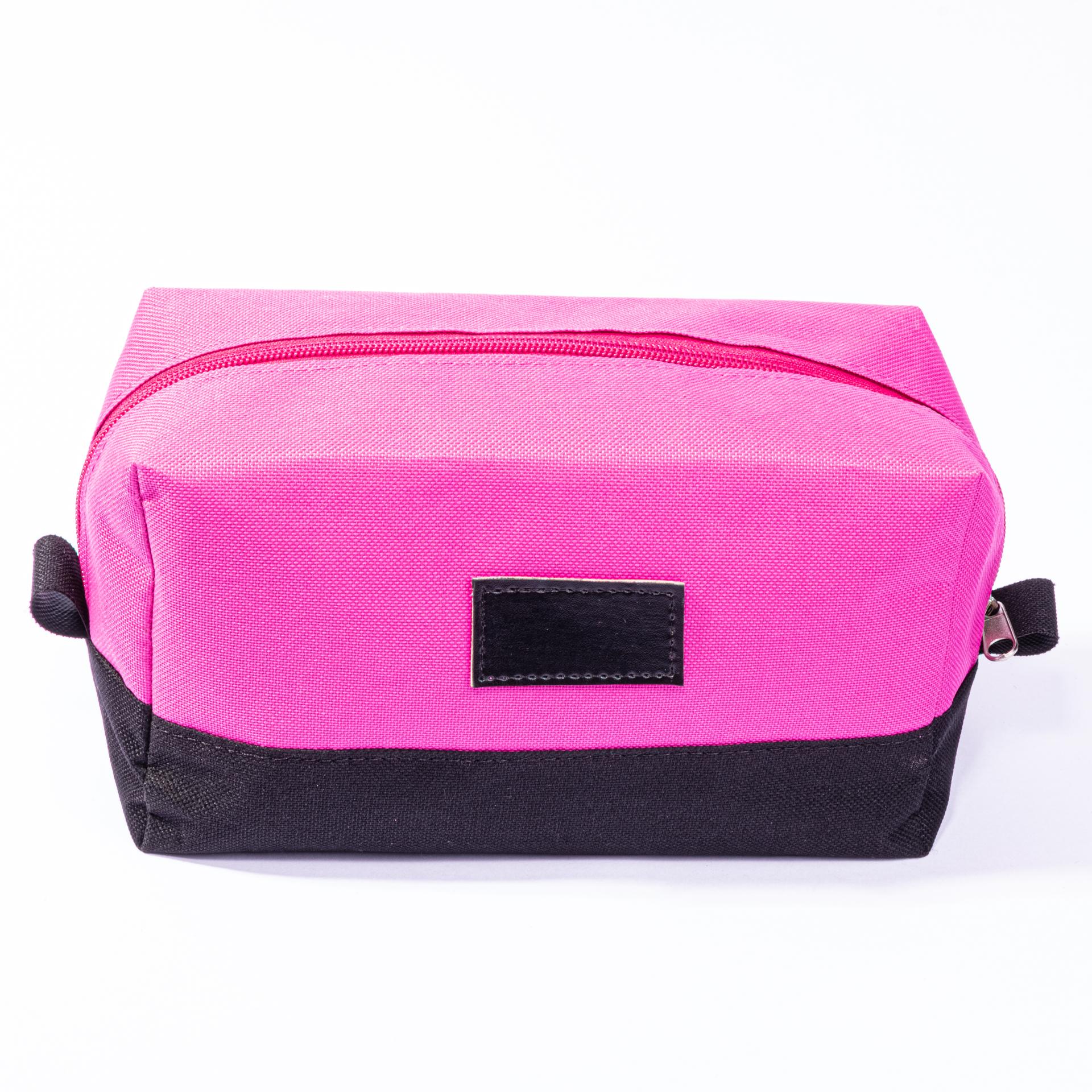Necessaire Kessy personalizada — Necessaires Sintéticas Personalizadas — interior e compartimentos