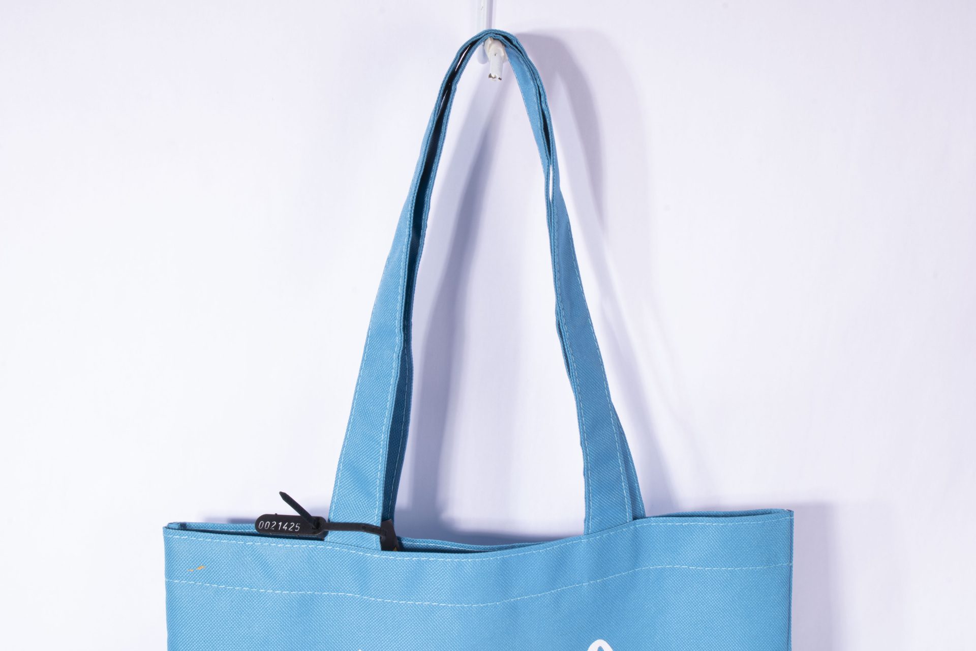 Sacola Mais Você personalizada — Sacolas TNT Personalizadas — vista posterior